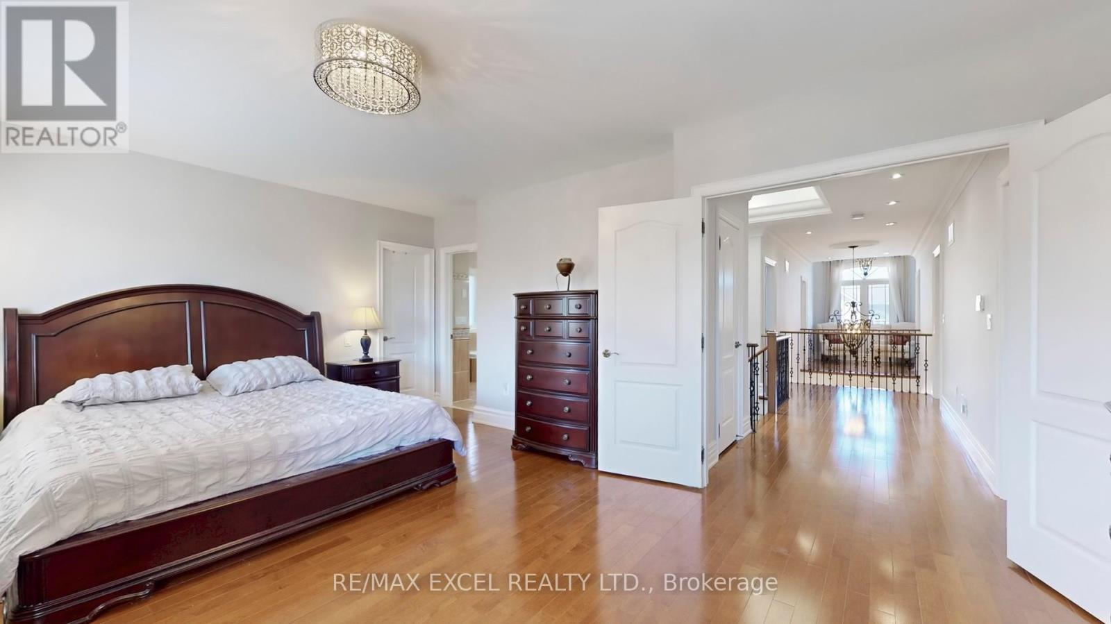 












65 PATHLANE ROAD

,
Richmond Hill (Langstaff),




Ontario
L4B4A5

