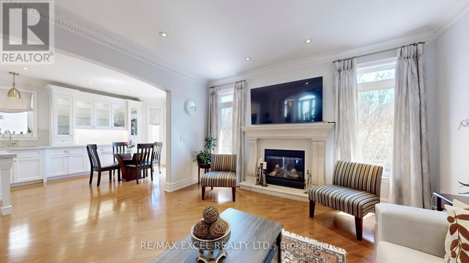 












65 PATHLANE ROAD

,
Richmond Hill (Langstaff),




Ontario
L4B4A5

