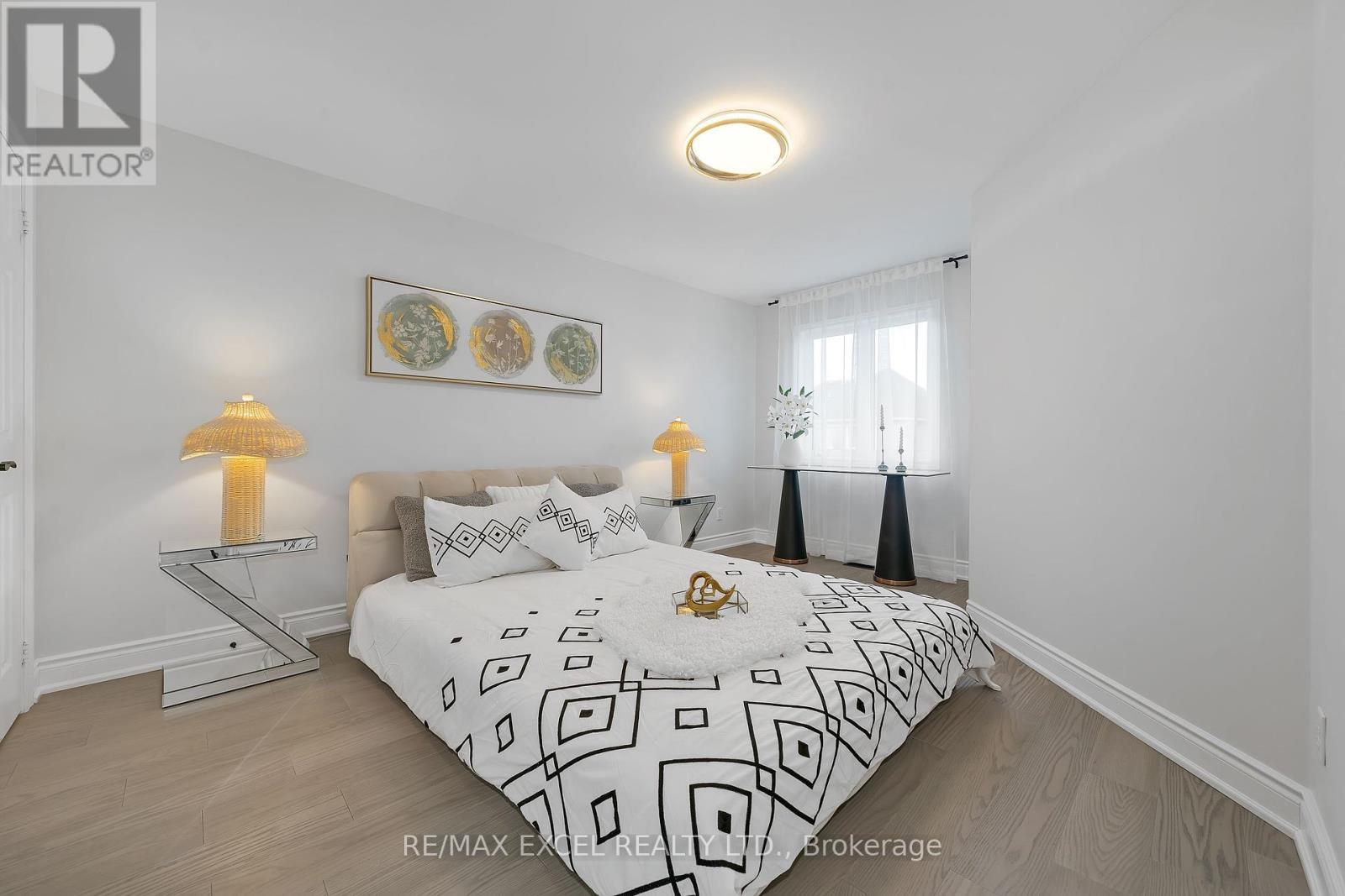 












15 HAWKSBURY ROAD

,
Markham (Wismer),




Ontario
L6E1G9

