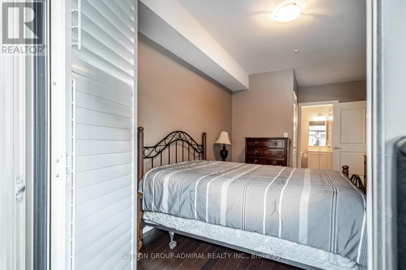 












342 - 281 WOODBRIDGE AVENUE

,
Vaughan (West Woodbridge),




Ontario
L4L0C6

