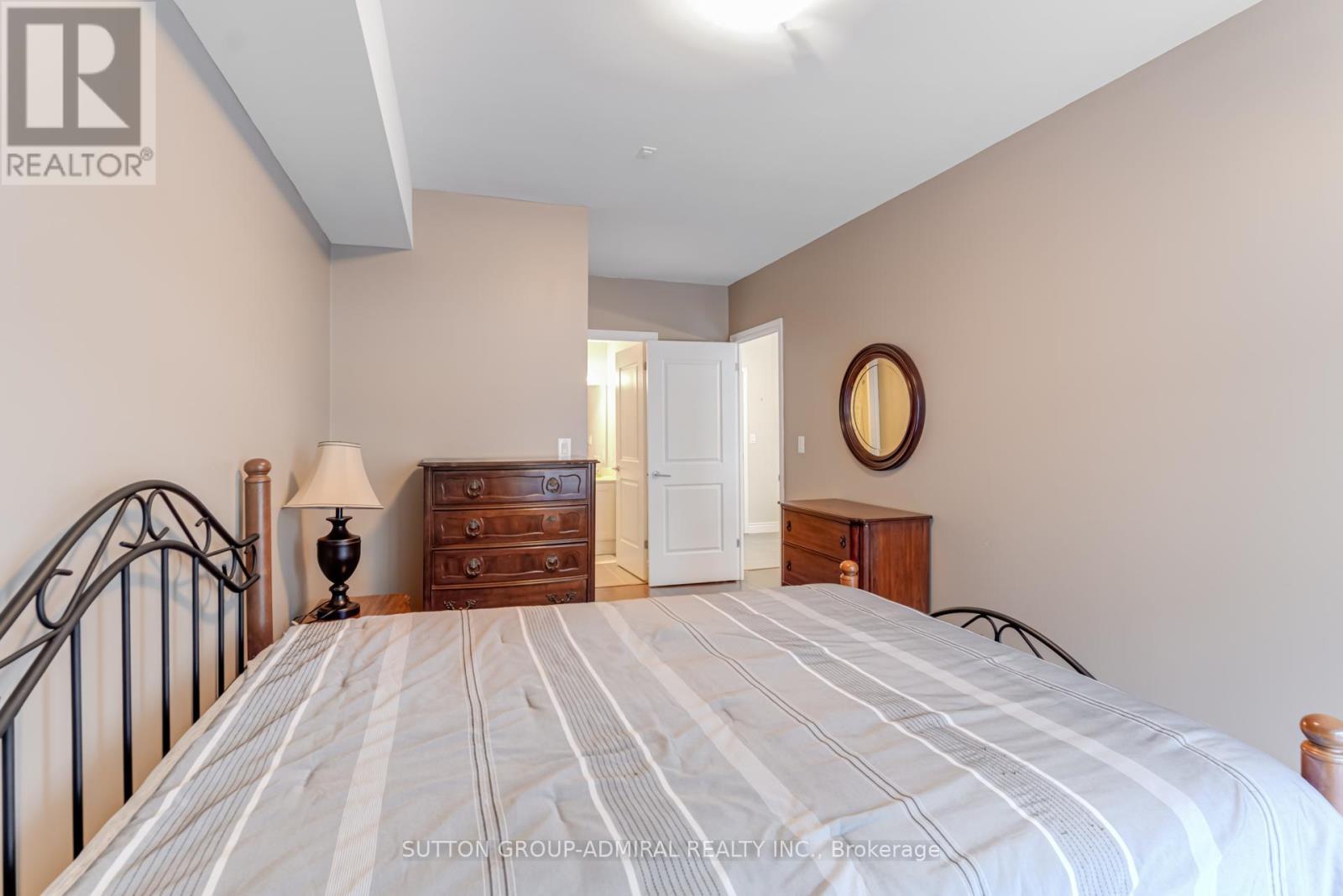 












342 - 281 WOODBRIDGE AVENUE

,
Vaughan (West Woodbridge),




Ontario
L4L0C6


