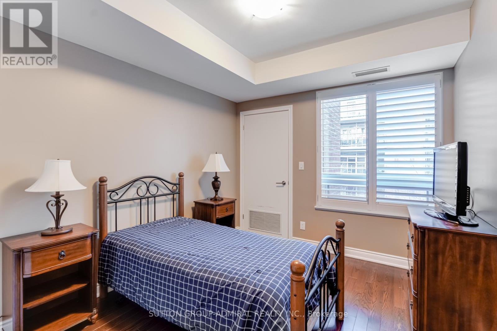 












342 - 281 WOODBRIDGE AVENUE

,
Vaughan (West Woodbridge),




Ontario
L4L0C6

