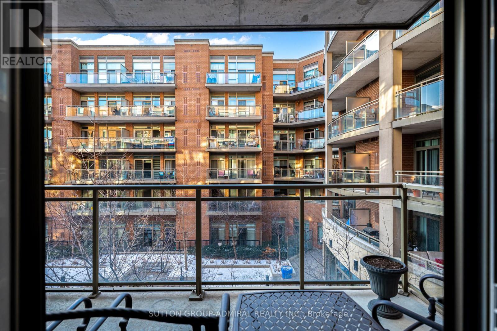 












342 - 281 WOODBRIDGE AVENUE

,
Vaughan (West Woodbridge),




Ontario
L4L0C6

