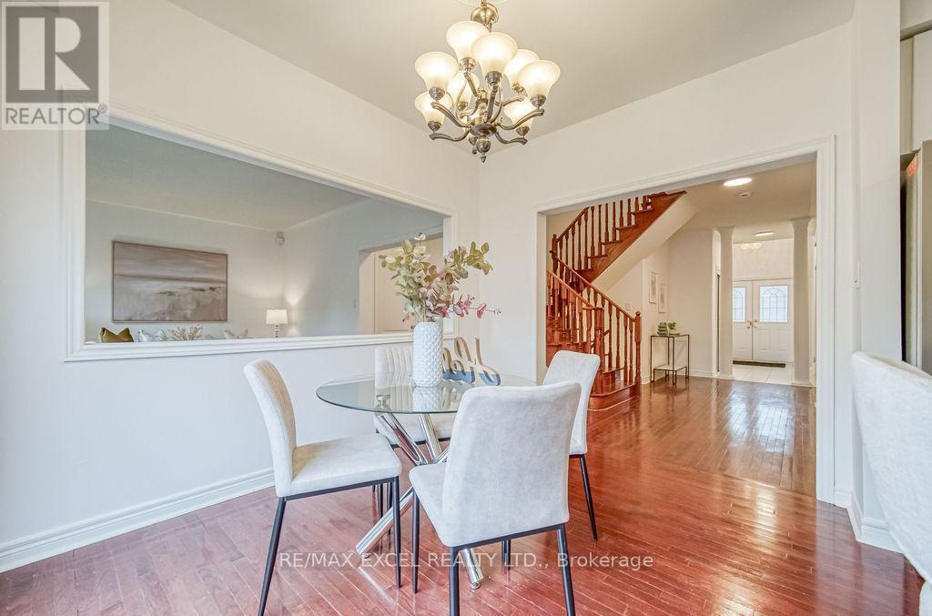 












316 WILLIAMSON ROAD

,
Markham (Greensborough),




Ontario
L6E2A7

