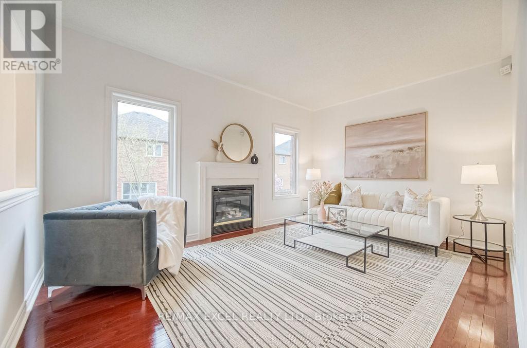 












316 WILLIAMSON ROAD

,
Markham (Greensborough),




Ontario
L6E2A7


