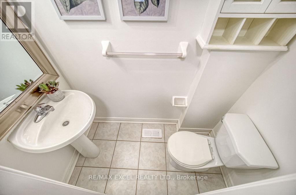 












316 WILLIAMSON ROAD

,
Markham (Greensborough),




Ontario
L6E2A7

