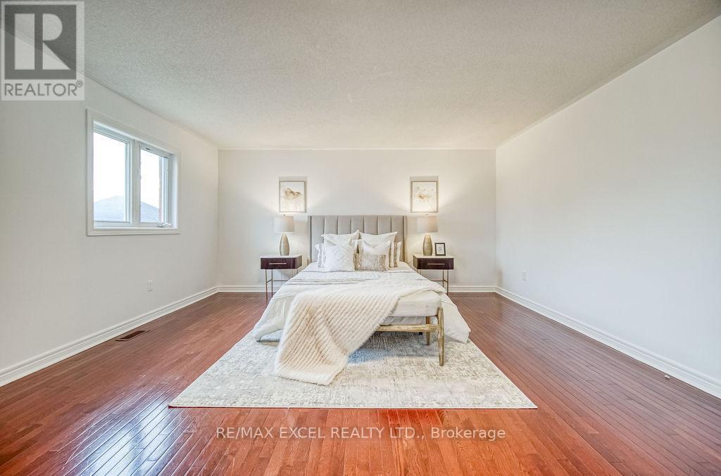 












316 WILLIAMSON ROAD

,
Markham (Greensborough),




Ontario
L6E2A7

