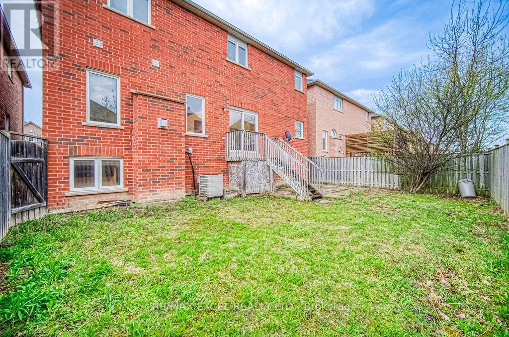 












316 WILLIAMSON ROAD

,
Markham (Greensborough),




Ontario
L6E2A7

