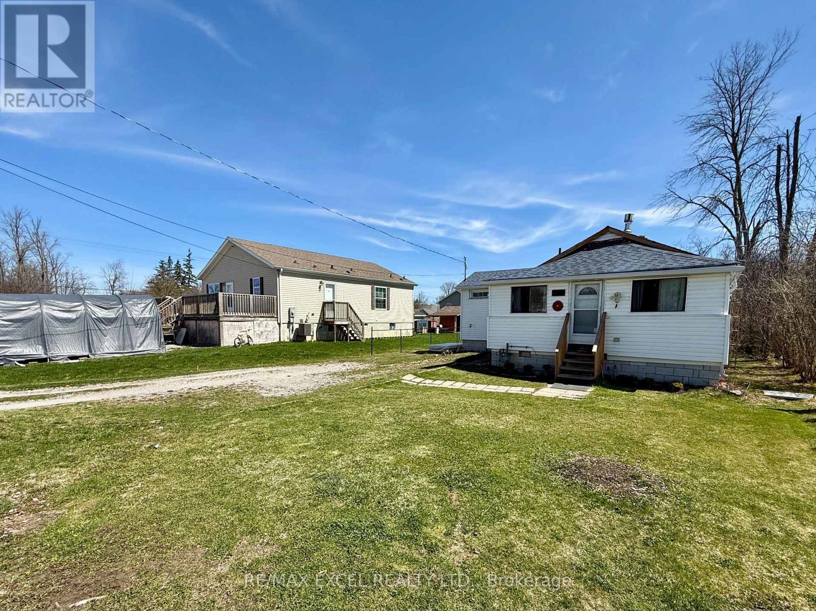












795 THIRD AVENUE

,
Georgina (Historic Lakeshore Communities),




Ontario
L0E1S0

