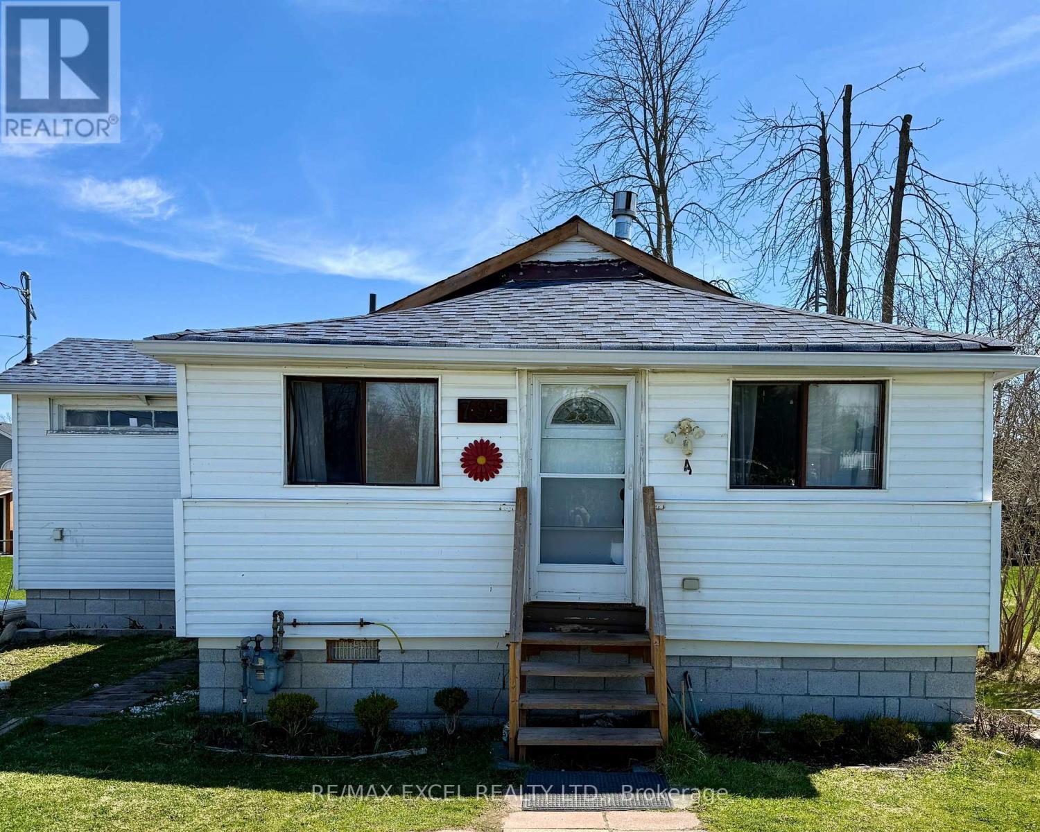 












795 THIRD AVENUE

,
Georgina (Historic Lakeshore Communities),




Ontario
L0E1S0

