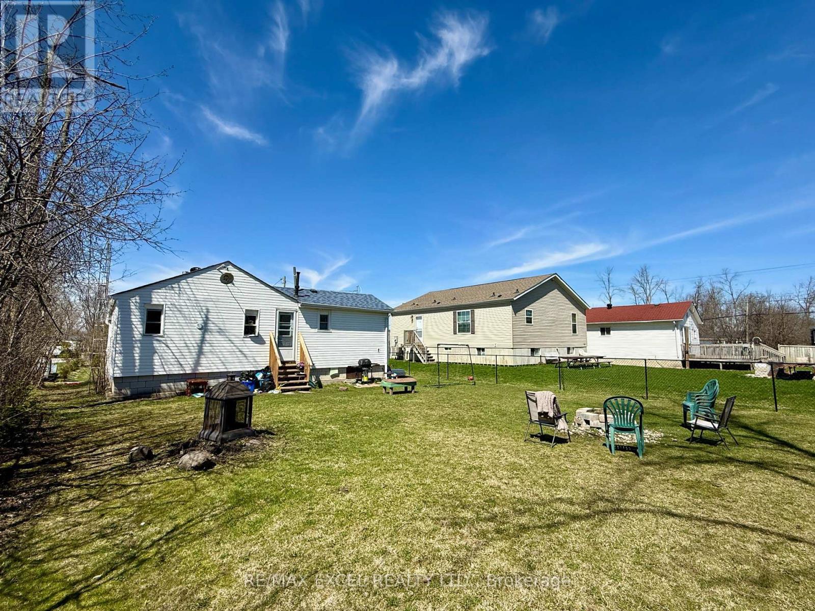 












795 THIRD AVENUE

,
Georgina (Historic Lakeshore Communities),




Ontario
L0E1S0

