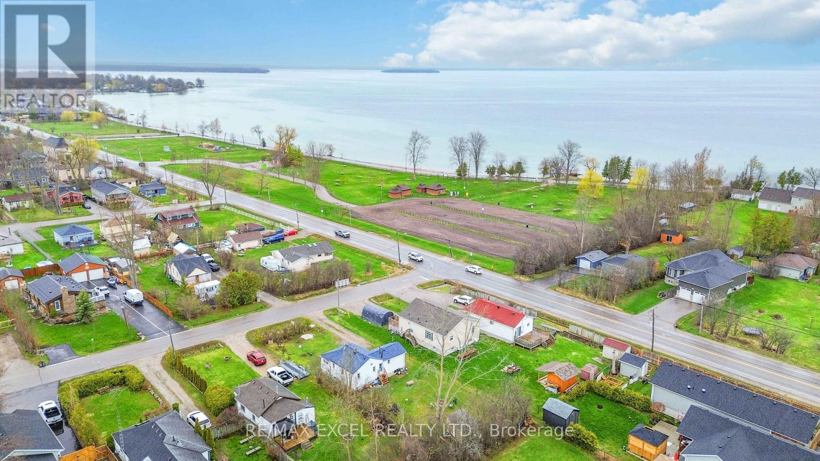 












795 THIRD AVENUE

,
Georgina (Historic Lakeshore Communities),




Ontario
L0E1S0

