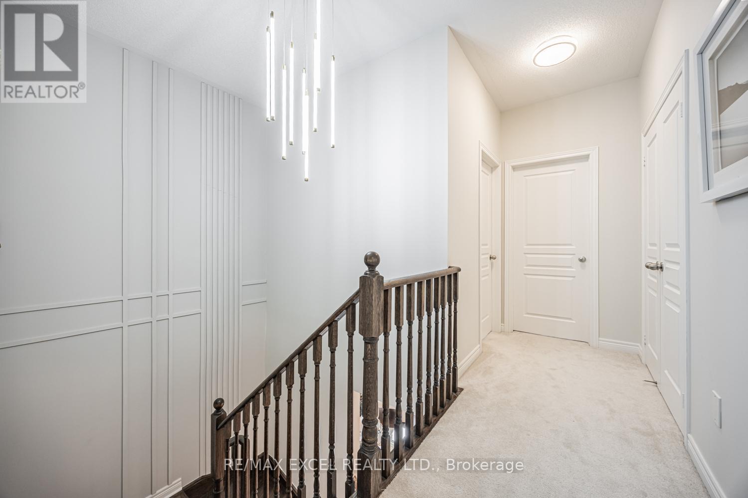 












77 SUNNYSIDE HILL ROAD

,
Markham (Cornell),




Ontario
L6B0Z8

