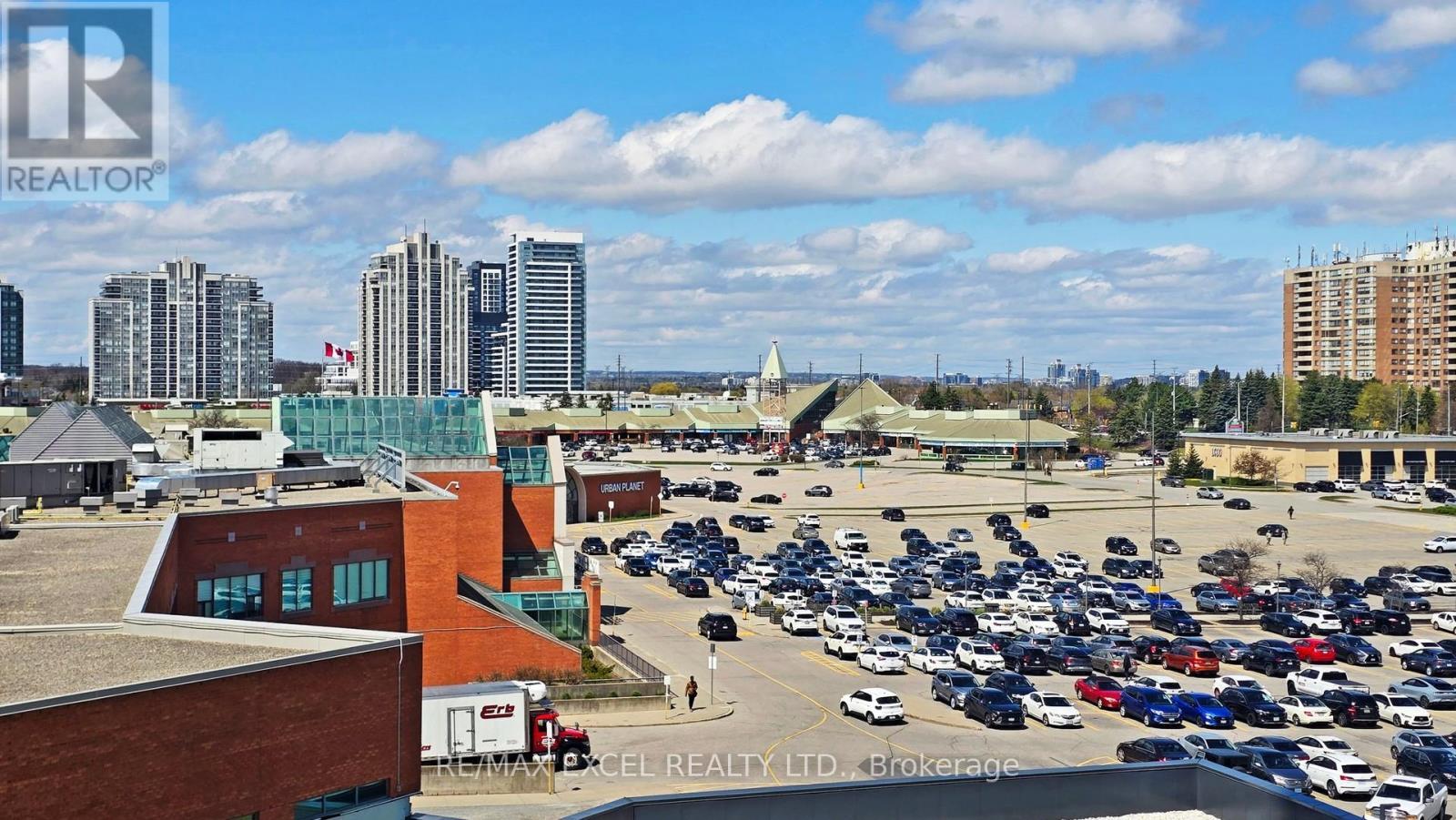 












531 - 50 UPPER MALL WAY

,
Vaughan (Brownridge),




Ontario
L4J0L8

