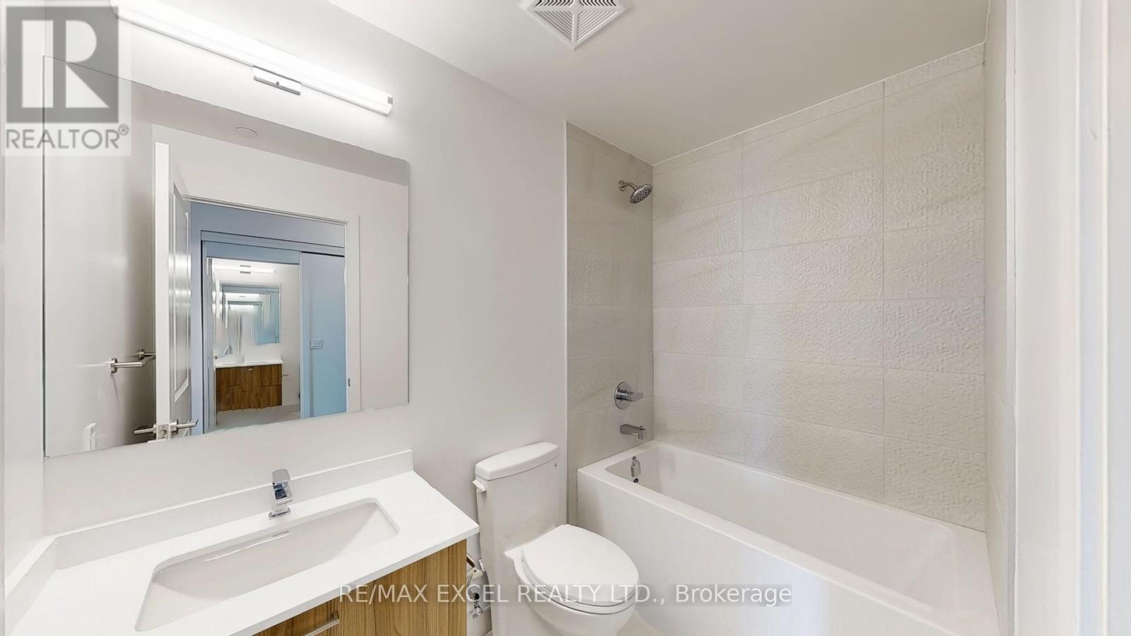 












531 - 50 UPPER MALL WAY

,
Vaughan (Brownridge),




Ontario
L4J0L8

