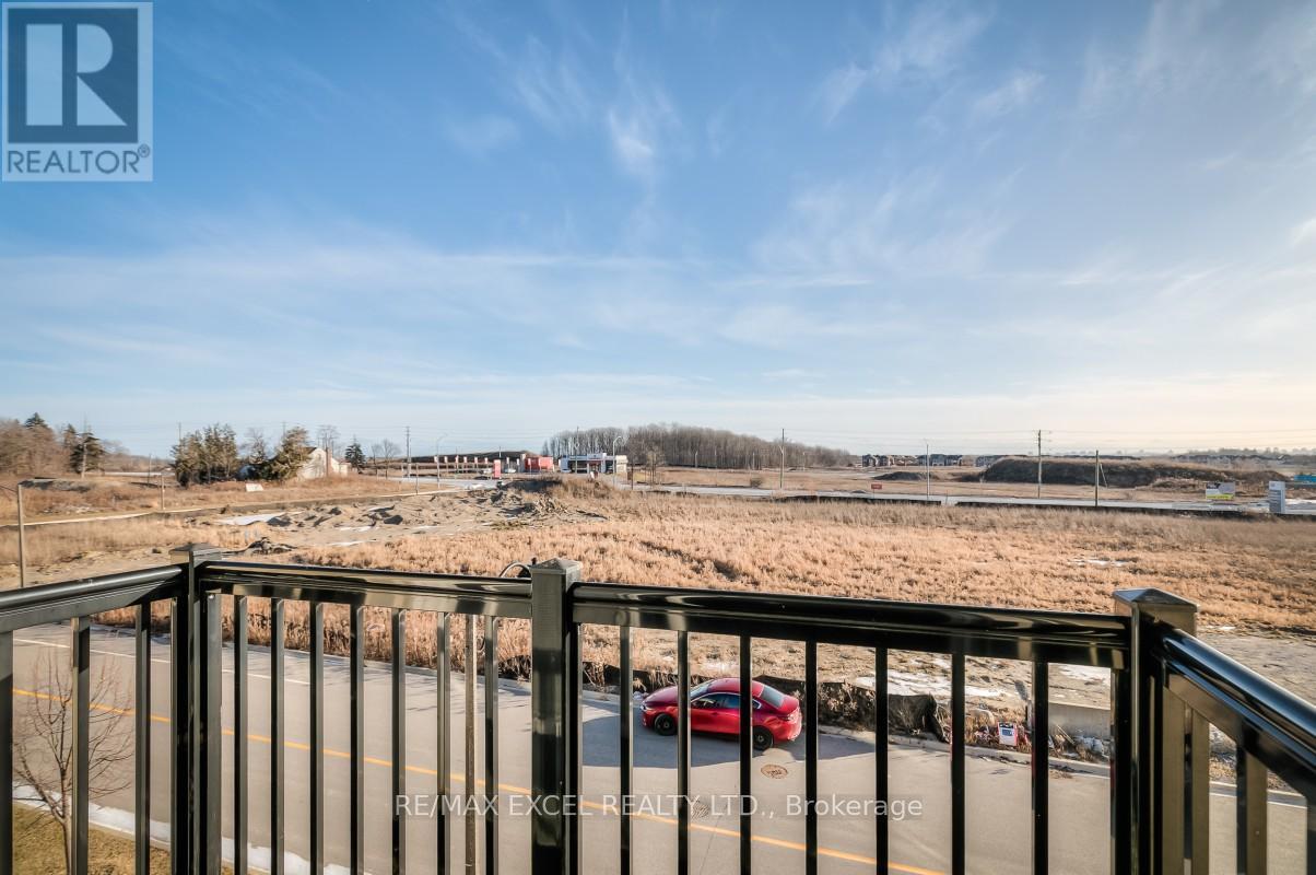 












386 ARTHUR BONNER AVENUE

,
Markham (Cornell),




Ontario
L6B0R1

