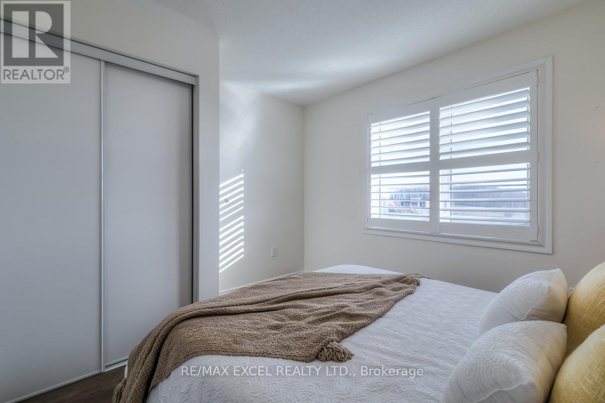 












386 ARTHUR BONNER AVENUE

,
Markham (Cornell),




Ontario
L6B0R1

