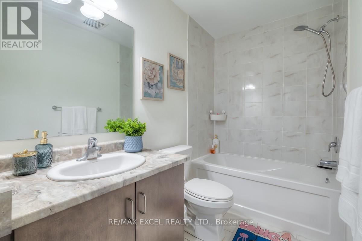 












386 ARTHUR BONNER AVENUE

,
Markham (Cornell),




Ontario
L6B0R1

