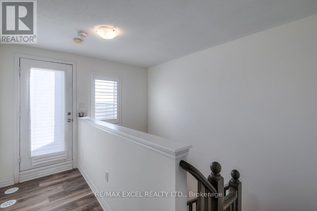 












386 ARTHUR BONNER AVENUE

,
Markham (Cornell),




Ontario
L6B0R1

