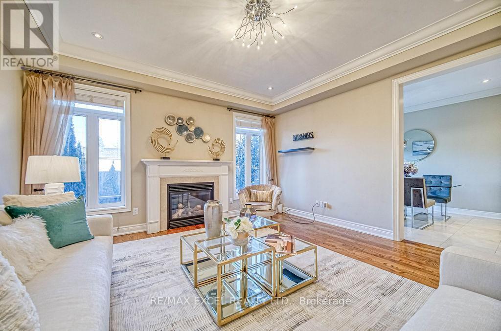 












166 TOWNSGATE DRIVE

,
Vaughan (Crestwood-Springfarm-Yorkhill),




Ontario
L4J8J5

