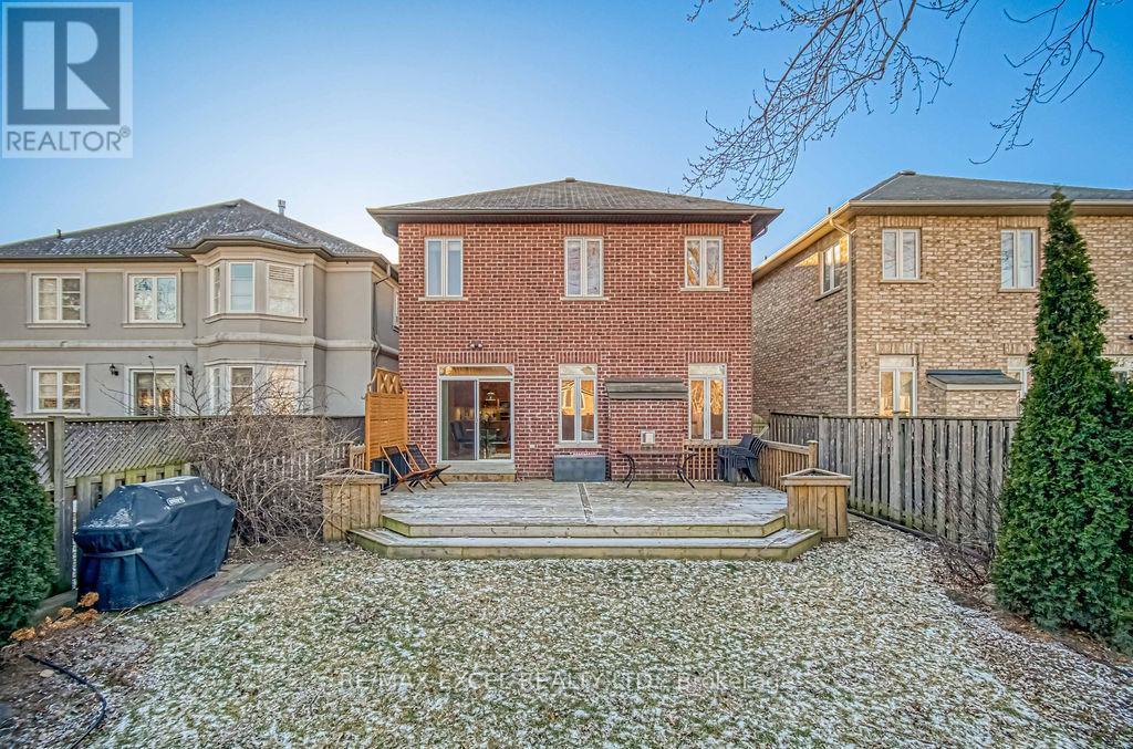 












166 TOWNSGATE DRIVE

,
Vaughan (Crestwood-Springfarm-Yorkhill),




Ontario
L4J8J5

