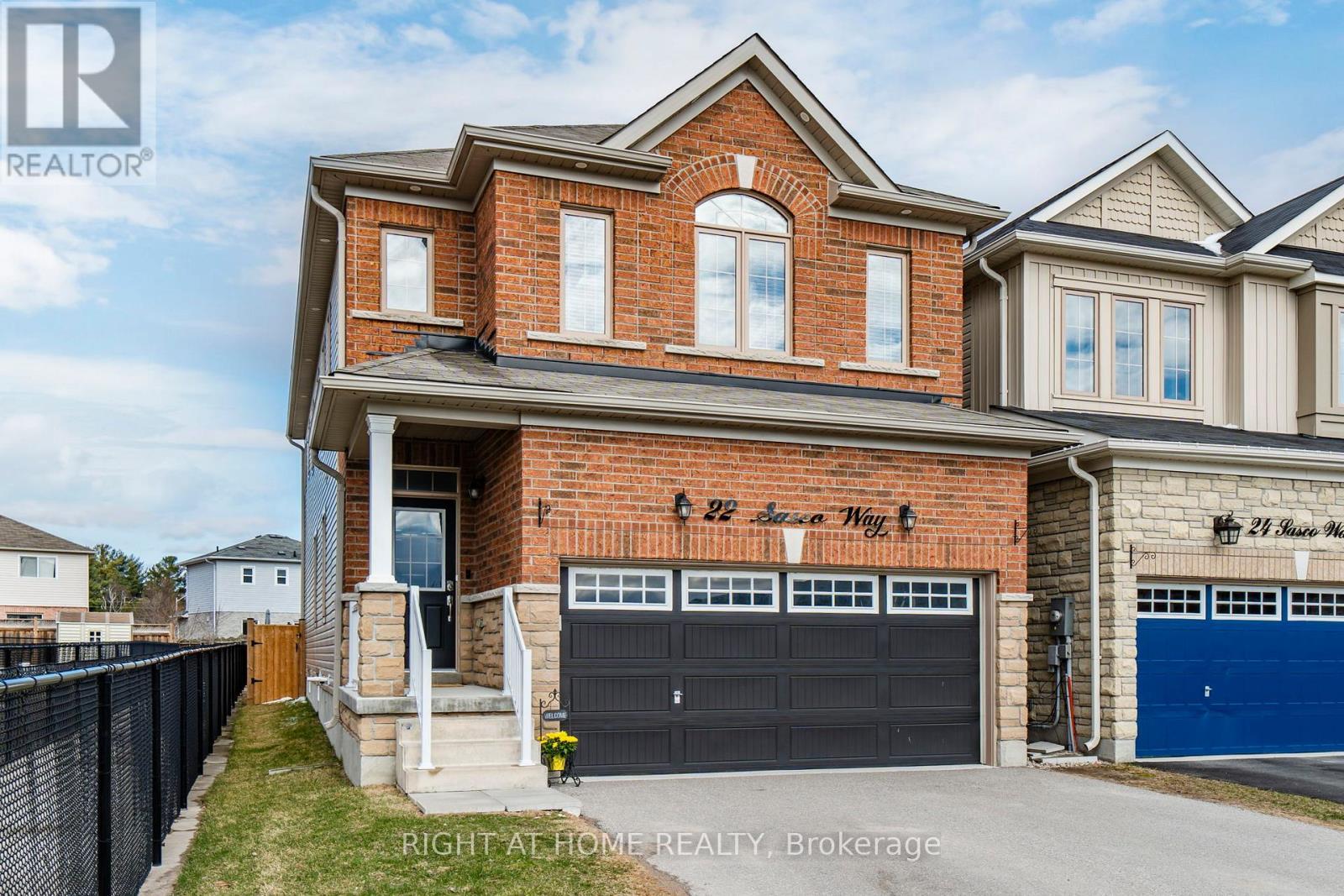 












22 SASCO WAY

,
Essa (Angus),




Ontario
L3W0C8

