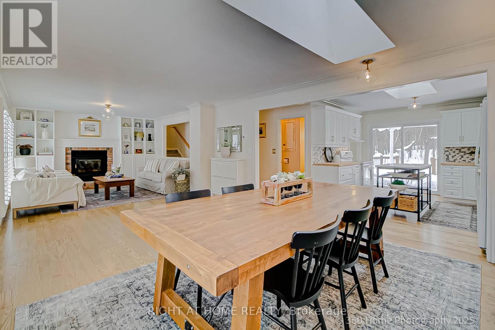 












4753 CHERRY STREET

,
Whitchurch-Stouffville,




Ontario
L4A7X4

