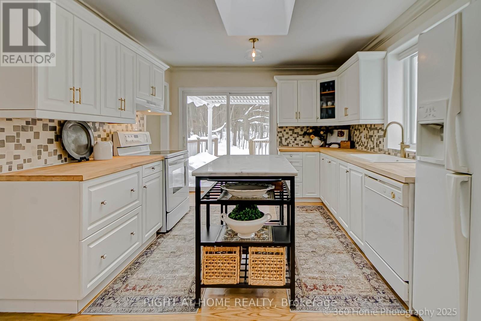 












4753 CHERRY STREET

,
Whitchurch-Stouffville,




Ontario
L4A7X4

