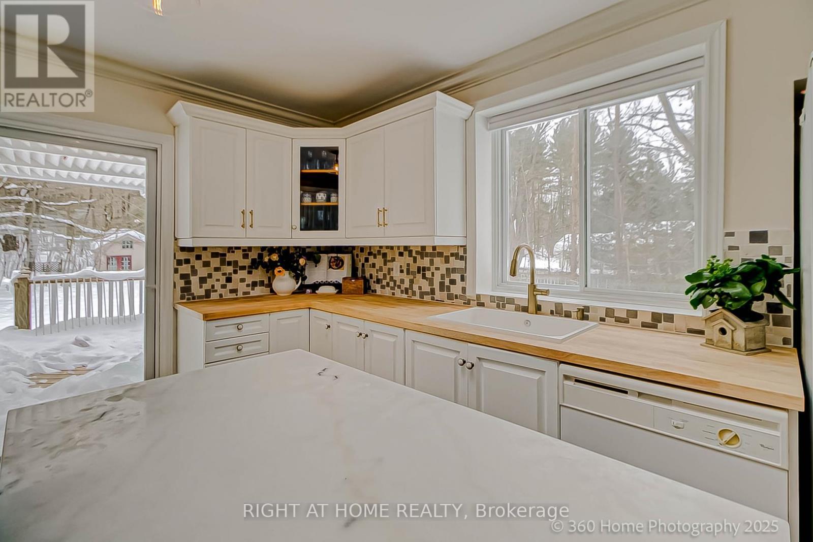 












4753 CHERRY STREET

,
Whitchurch-Stouffville,




Ontario
L4A7X4

