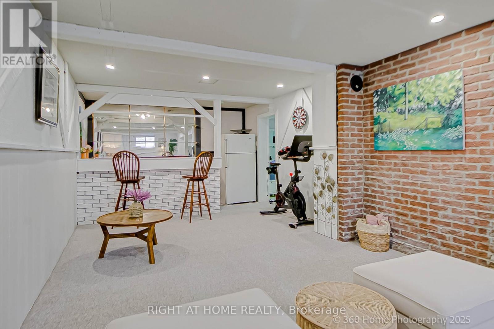 












4753 CHERRY STREET

,
Whitchurch-Stouffville,




Ontario
L4A7X4

