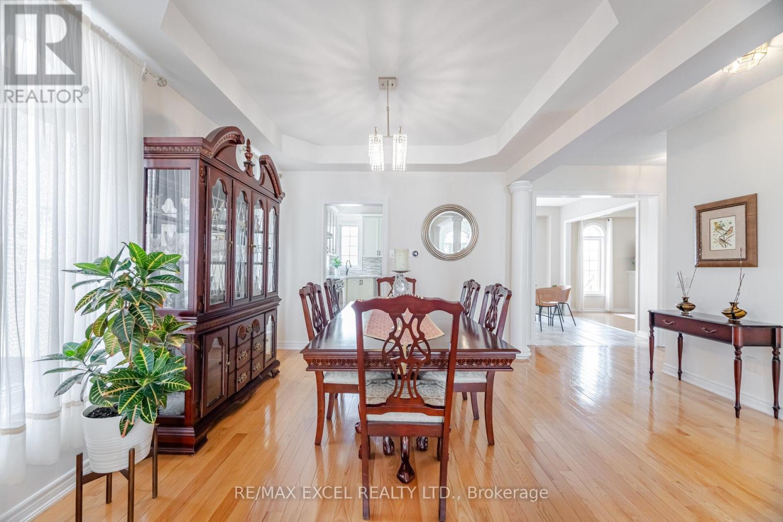 












29 BRASS DRIVE N

,
Richmond Hill (Jefferson),




Ontario
L4E4T3

