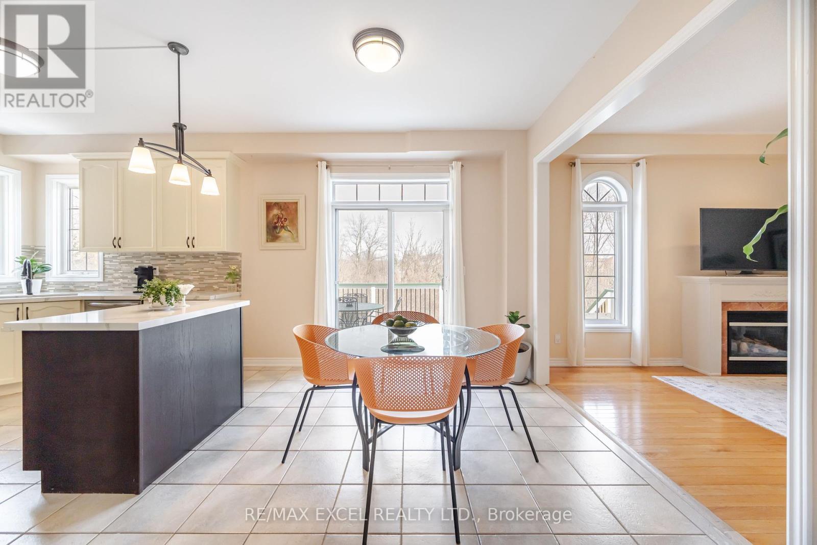 












29 BRASS DRIVE N

,
Richmond Hill (Jefferson),




Ontario
L4E4T3

