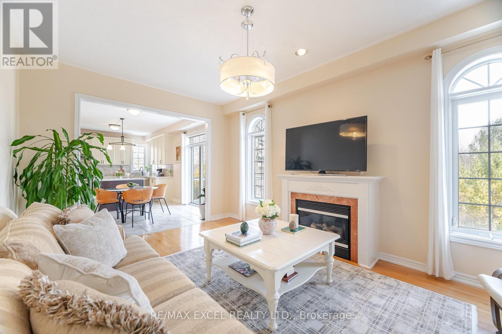 












29 BRASS DRIVE N

,
Richmond Hill (Jefferson),




Ontario
L4E4T3

