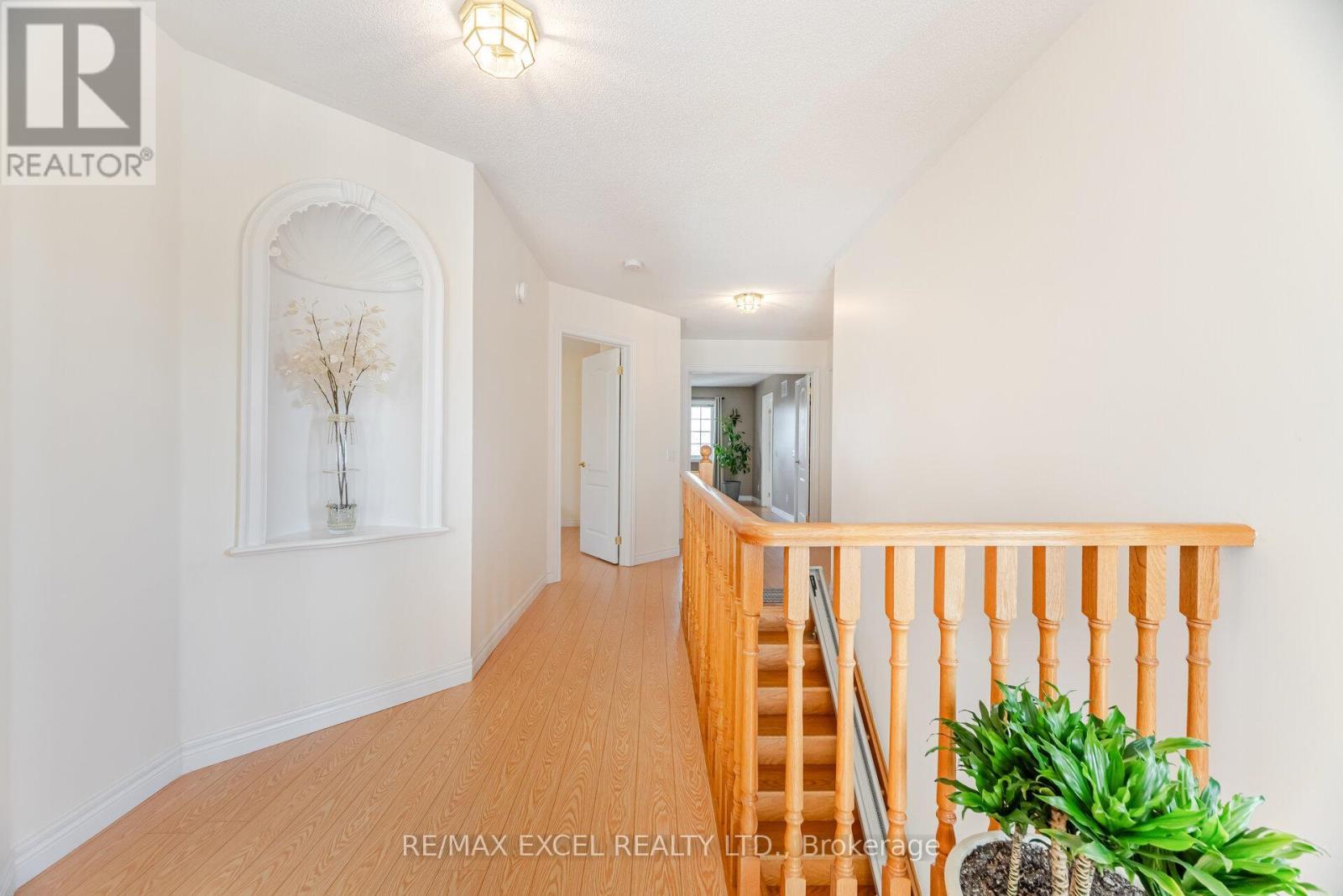 












29 BRASS DRIVE N

,
Richmond Hill (Jefferson),




Ontario
L4E4T3

