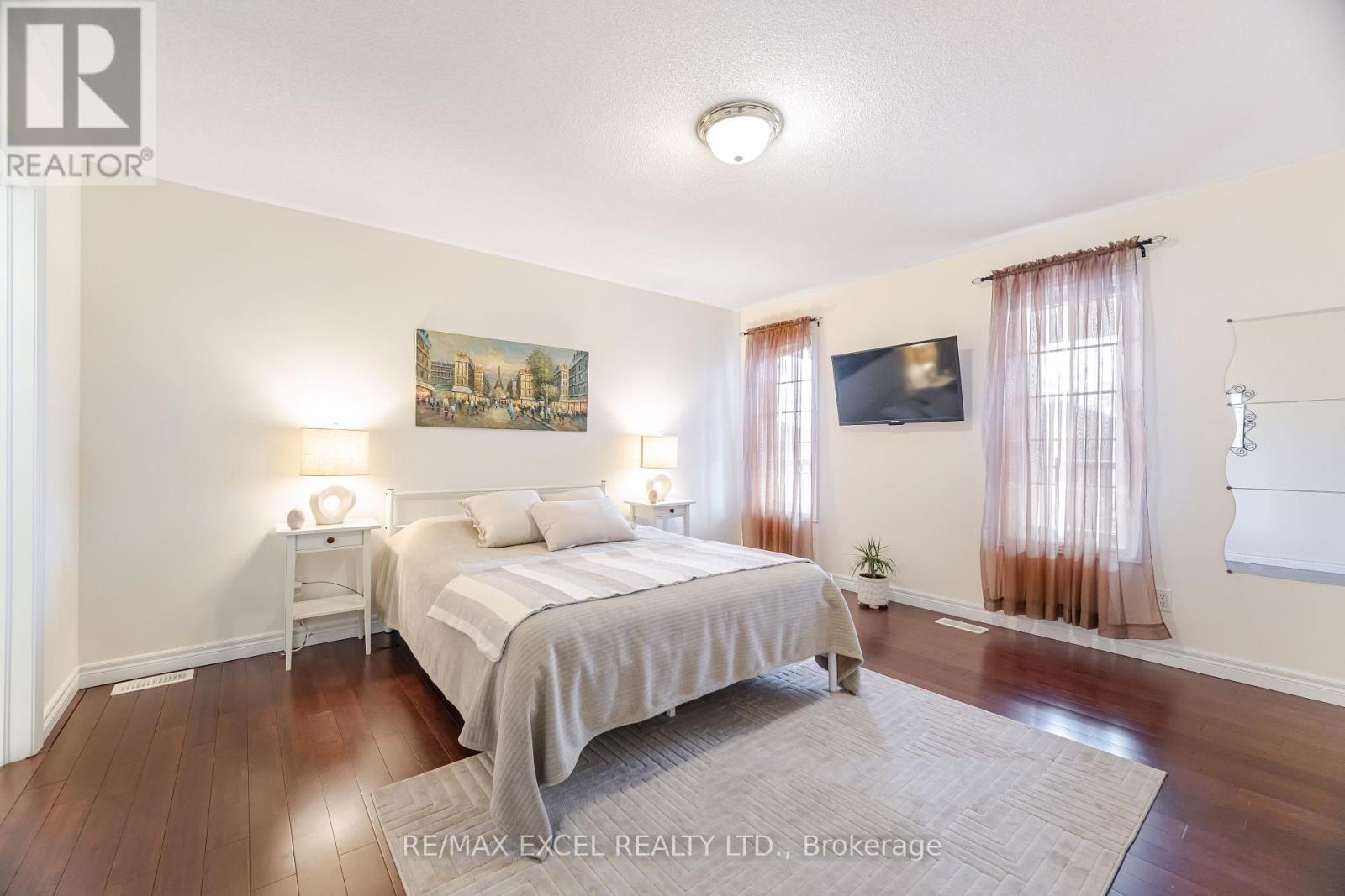 












29 BRASS DRIVE N

,
Richmond Hill (Jefferson),




Ontario
L4E4T3

