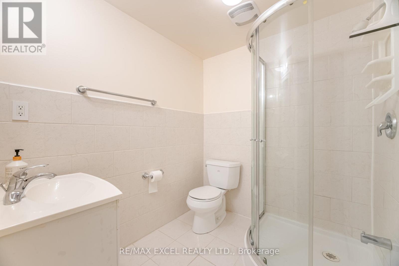 












29 BRASS DRIVE N

,
Richmond Hill (Jefferson),




Ontario
L4E4T3

