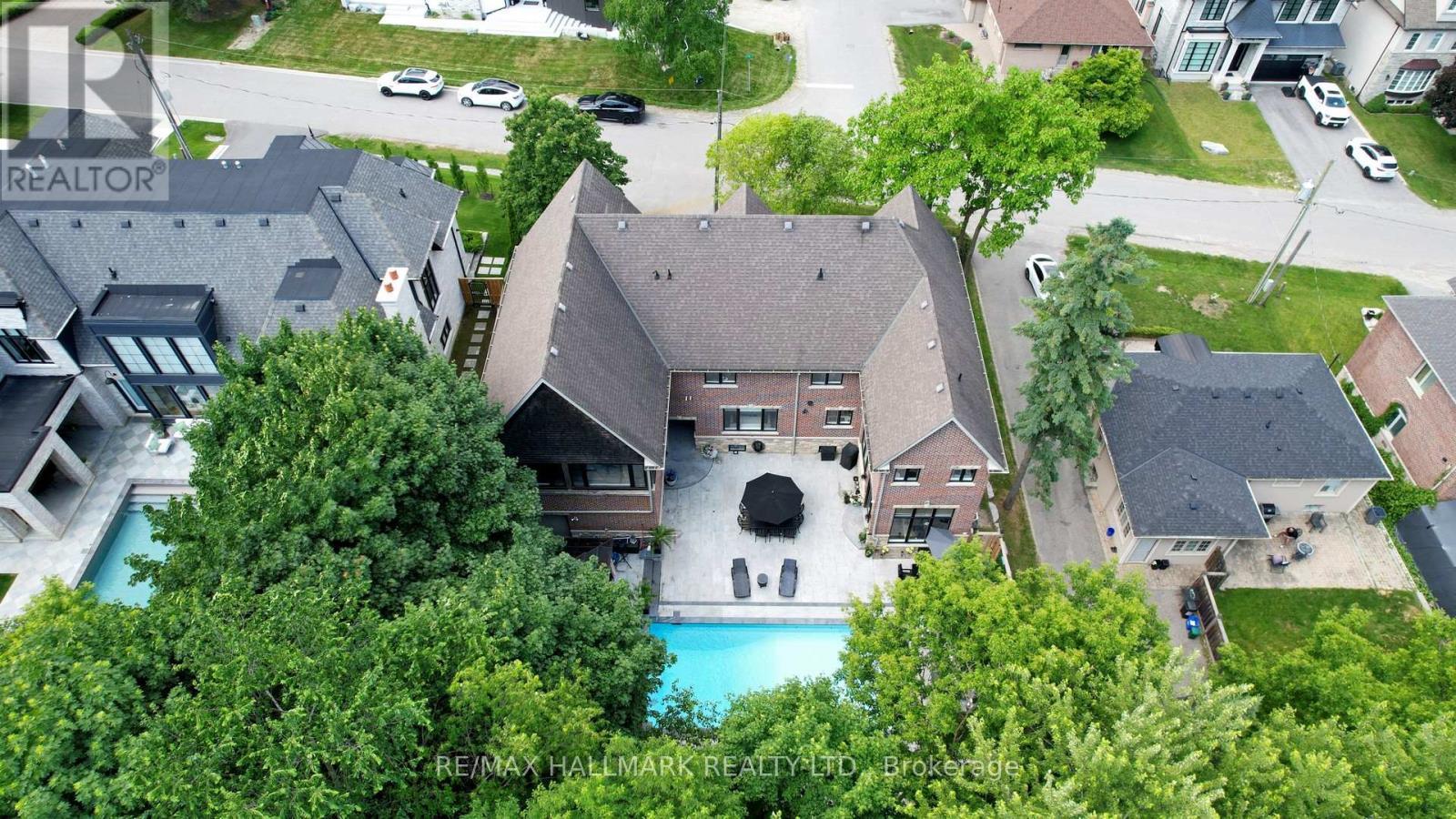 












83 HAMBLY AVENUE

,
King (King City),




Ontario
L7B1J1

