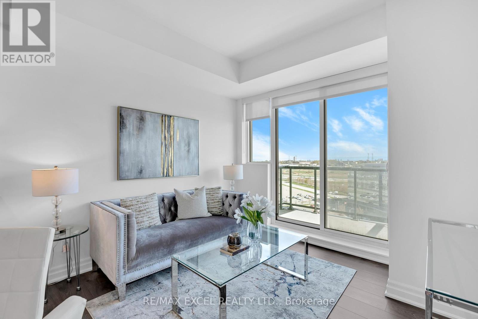 












1411 - 10 ROUGE VALLEY DRIVE W

,
Markham (Unionville),




Ontario
L6G0G9

