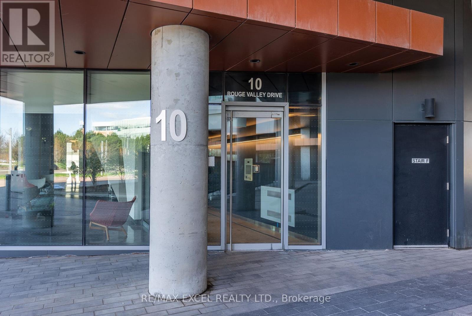 












1411 - 10 ROUGE VALLEY DRIVE W

,
Markham (Unionville),




Ontario
L6G0G9

