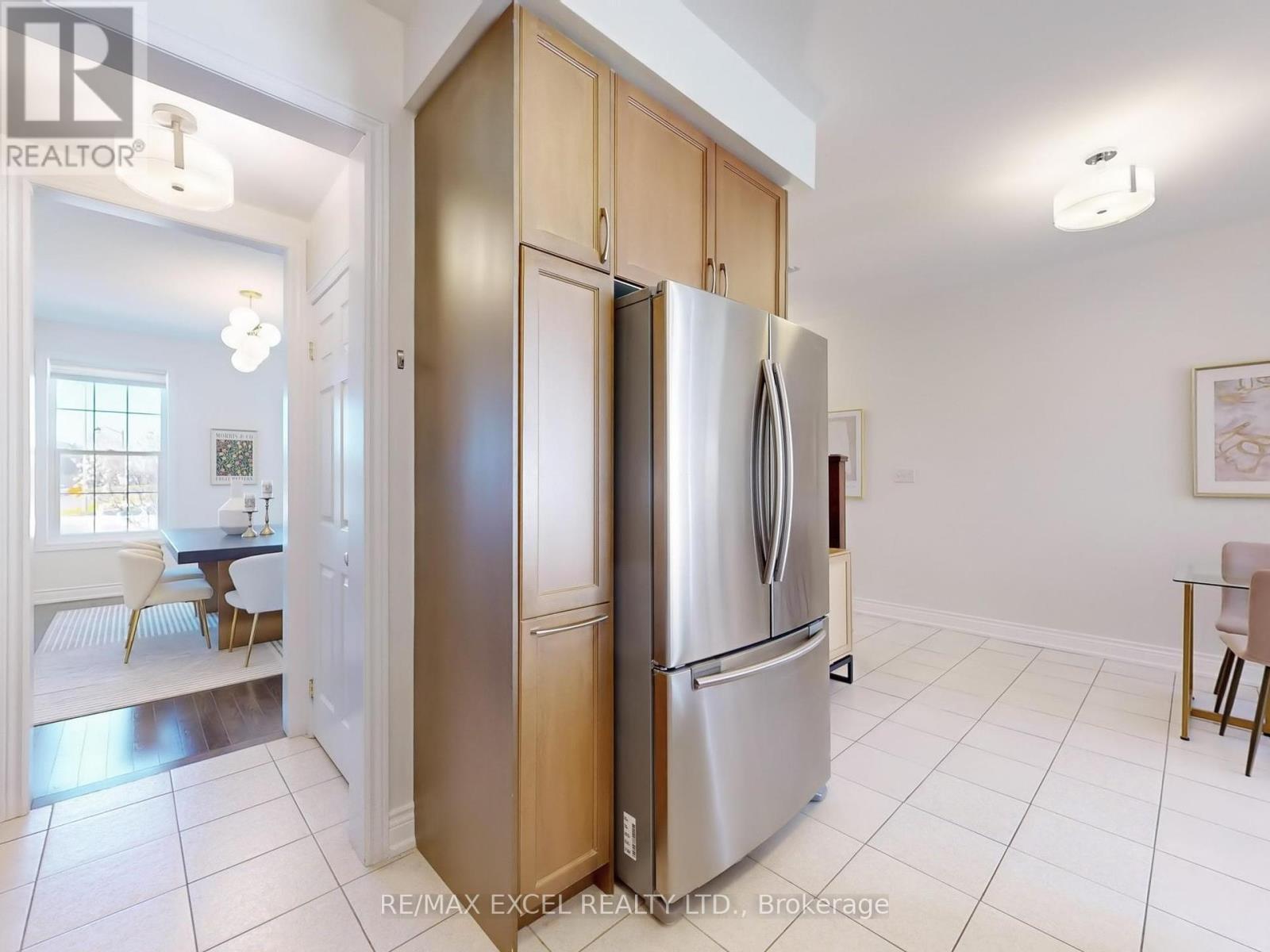 












10327 WOODBINE AVENUE

,
Markham (Cathedraltown),




Ontario
L6C0J7


