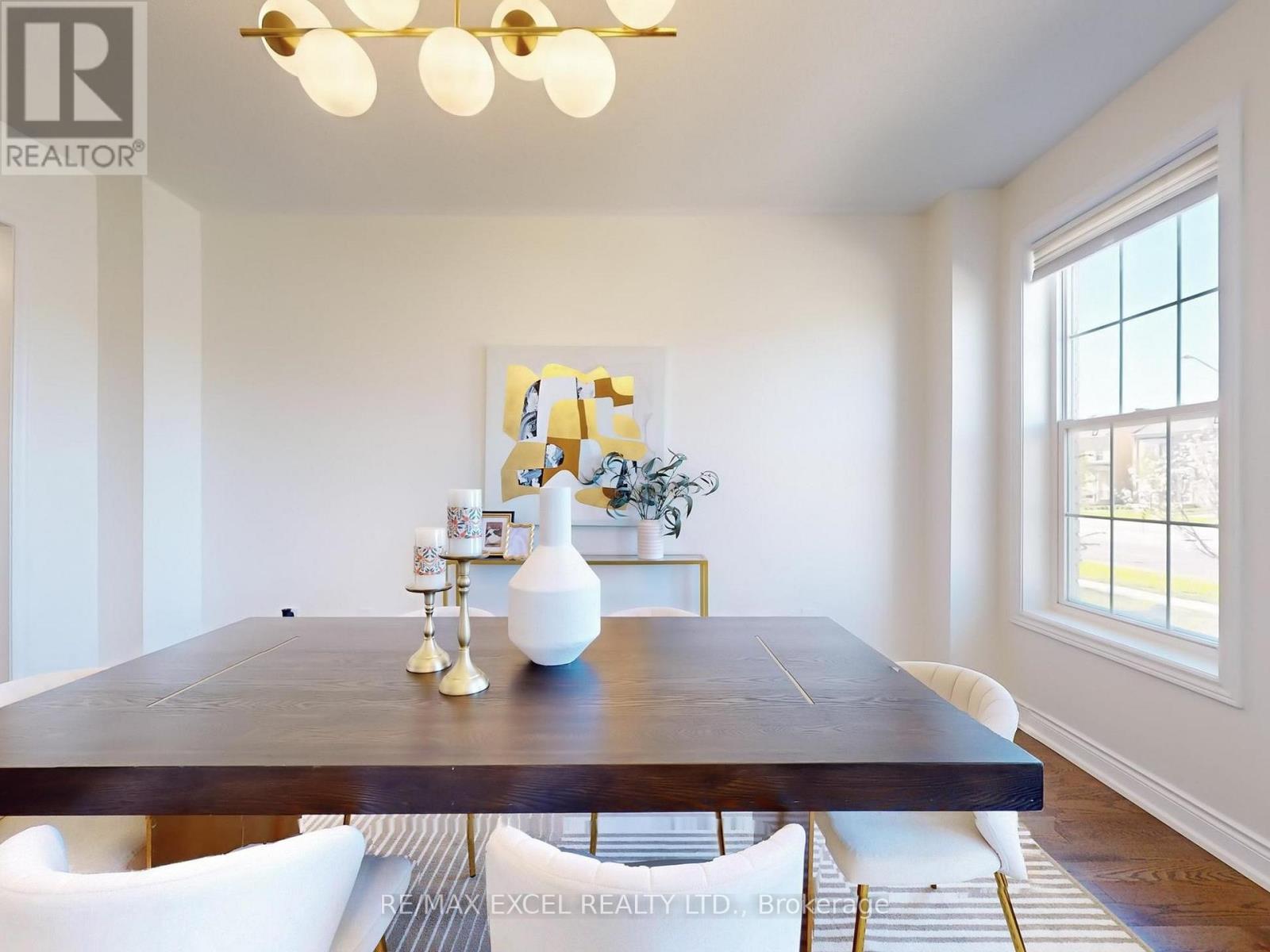 












10327 WOODBINE AVENUE

,
Markham (Cathedraltown),




Ontario
L6C0J7

