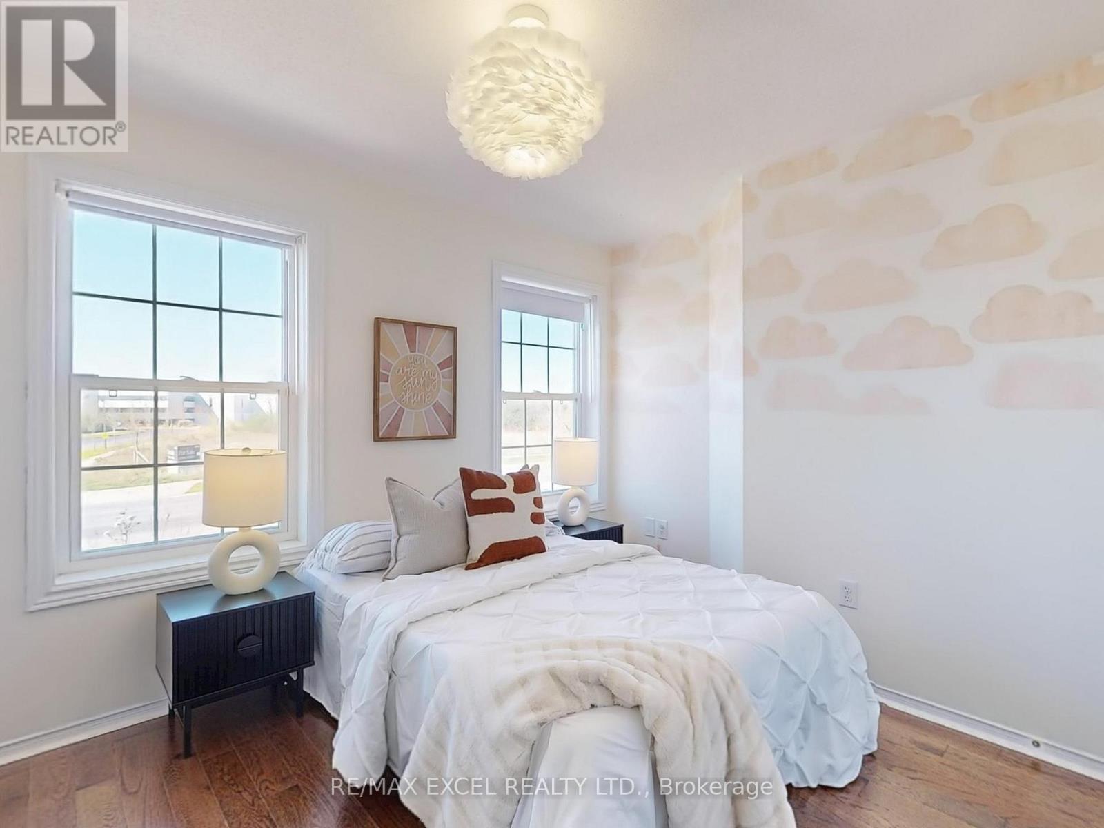 












10327 WOODBINE AVENUE

,
Markham (Cathedraltown),




Ontario
L6C0J7

