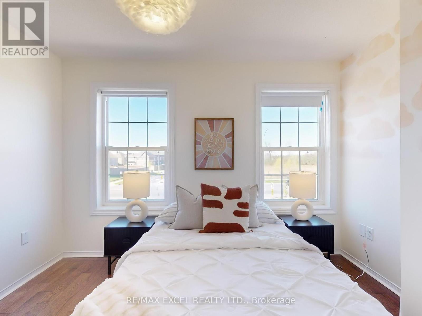 












10327 WOODBINE AVENUE

,
Markham (Cathedraltown),




Ontario
L6C0J7

