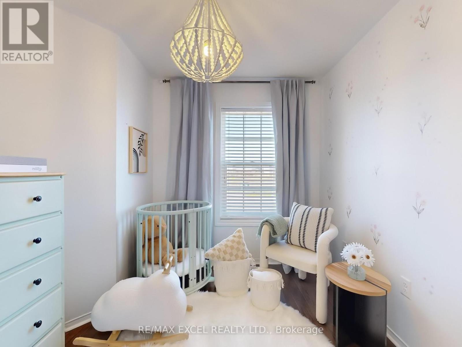 












10327 WOODBINE AVENUE

,
Markham (Cathedraltown),




Ontario
L6C0J7

