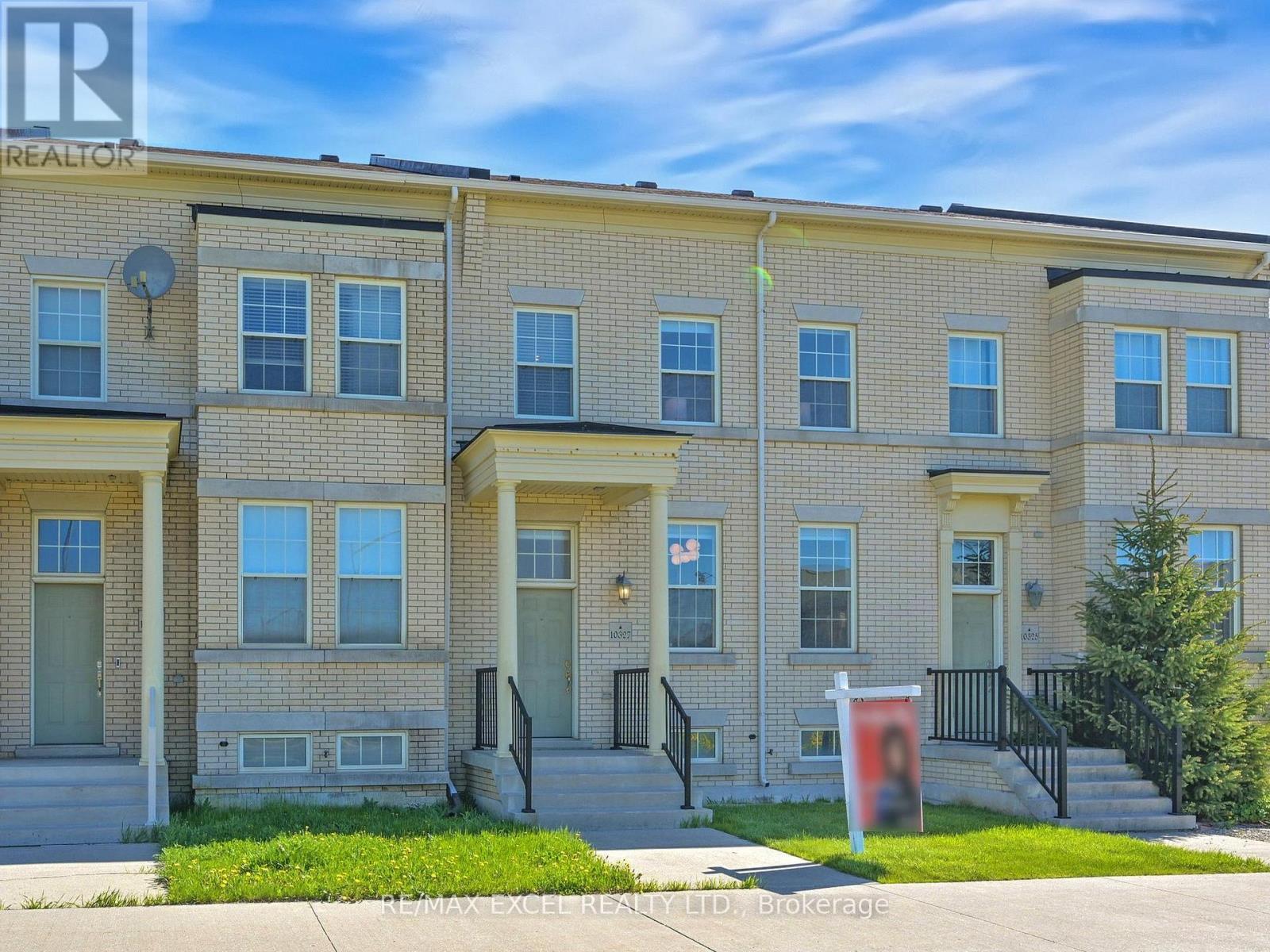 












10327 WOODBINE AVENUE

,
Markham (Cathedraltown),




Ontario
L6C0J7

