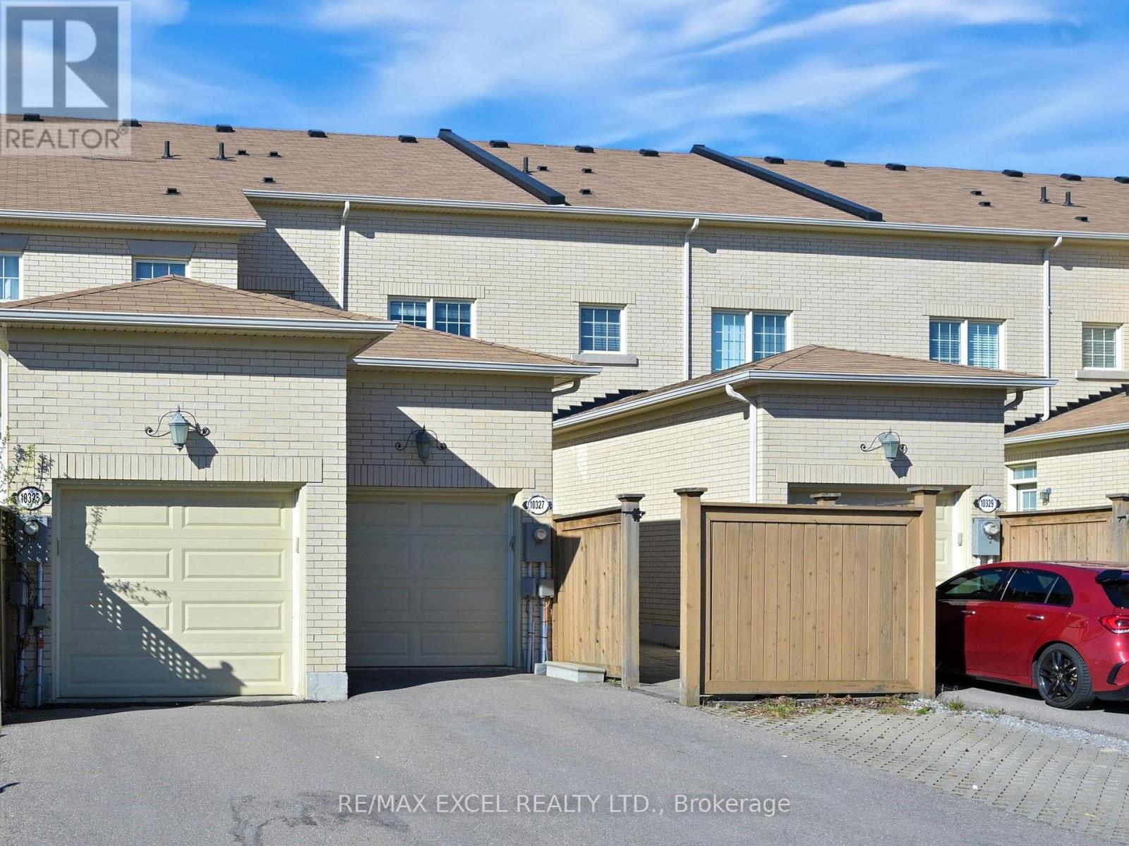 












10327 WOODBINE AVENUE

,
Markham (Cathedraltown),




Ontario
L6C0J7

