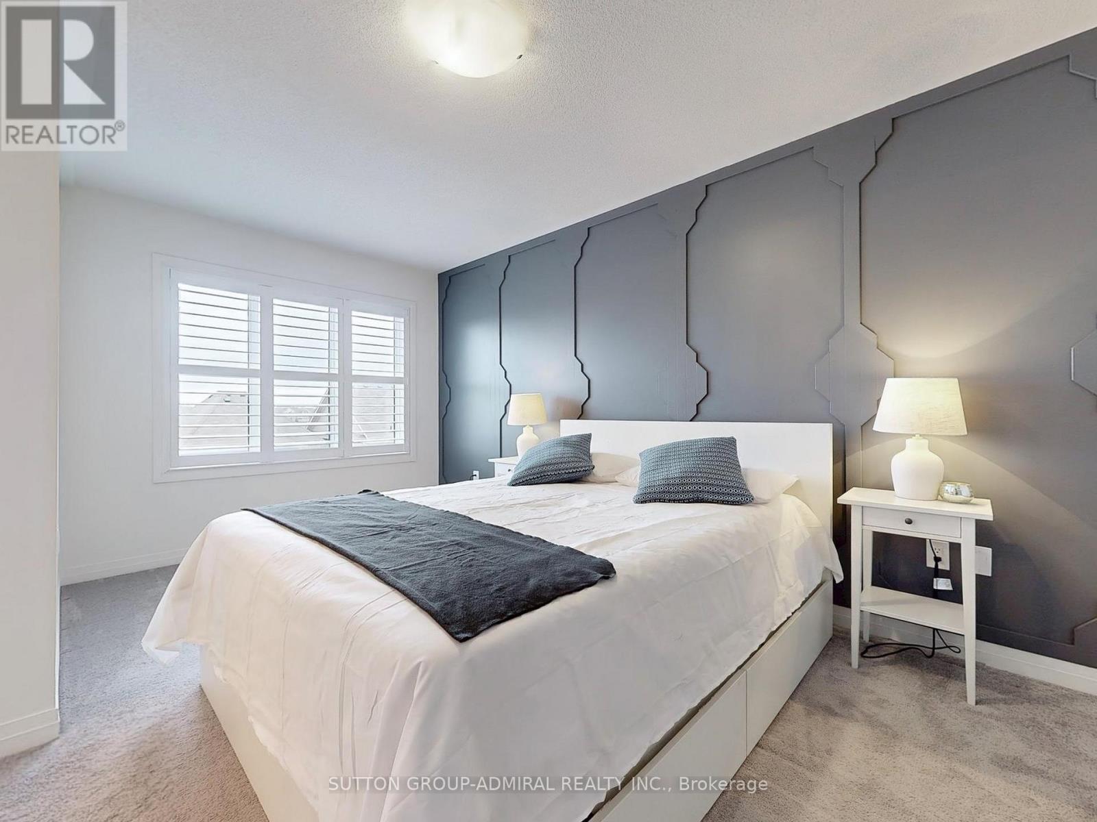 












22 CASSERLEY CRESCENT

,
New Tecumseth (Tottenham),




Ontario
L0G1W0

