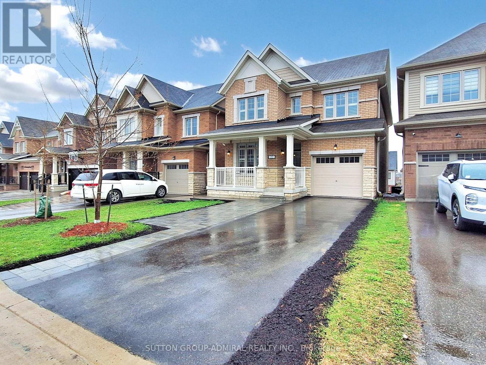 












22 CASSERLEY CRESCENT

,
New Tecumseth (Tottenham),




Ontario
L0G1W0

