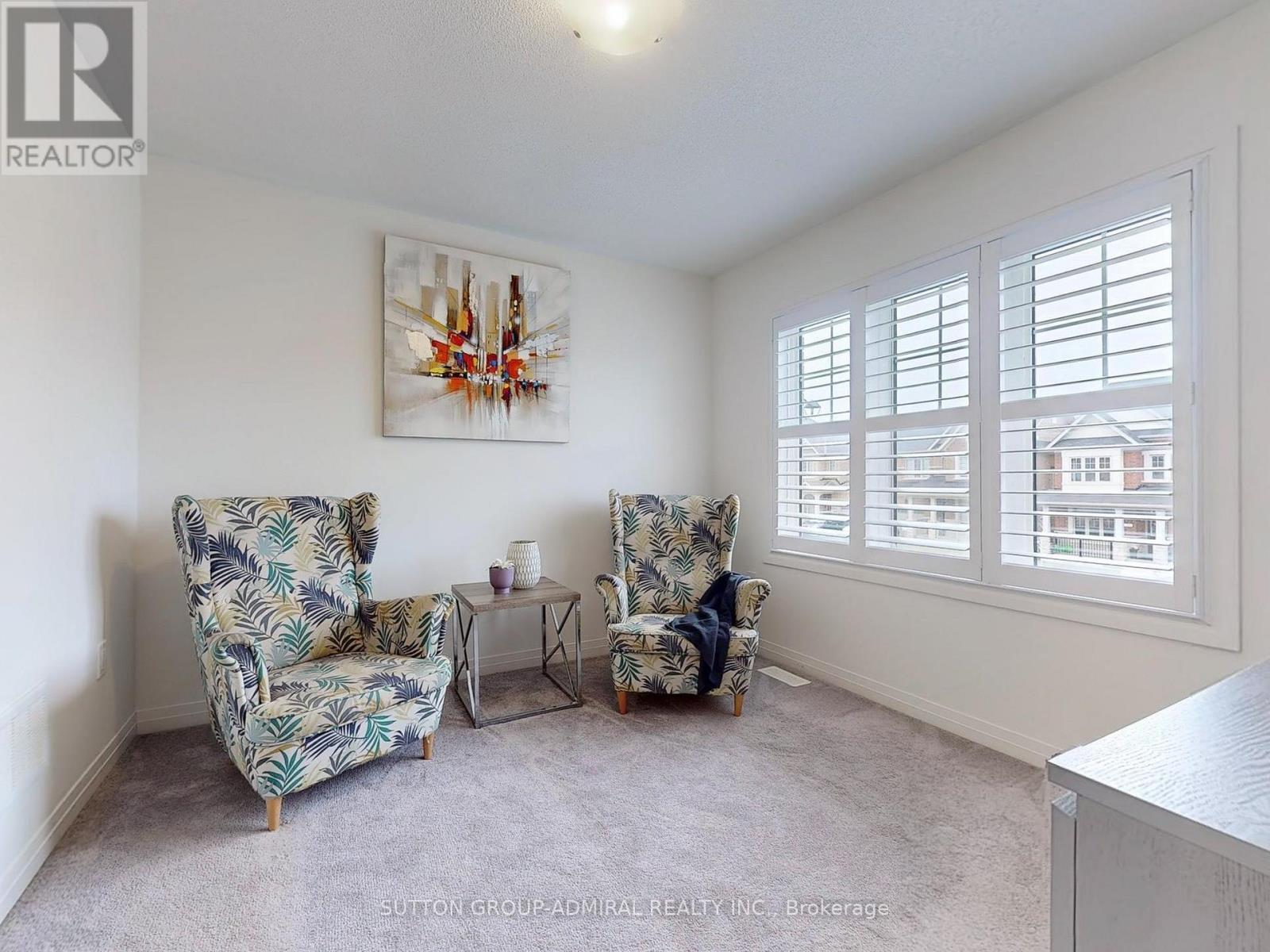 












22 CASSERLEY CRESCENT

,
New Tecumseth (Tottenham),




Ontario
L0G1W0

