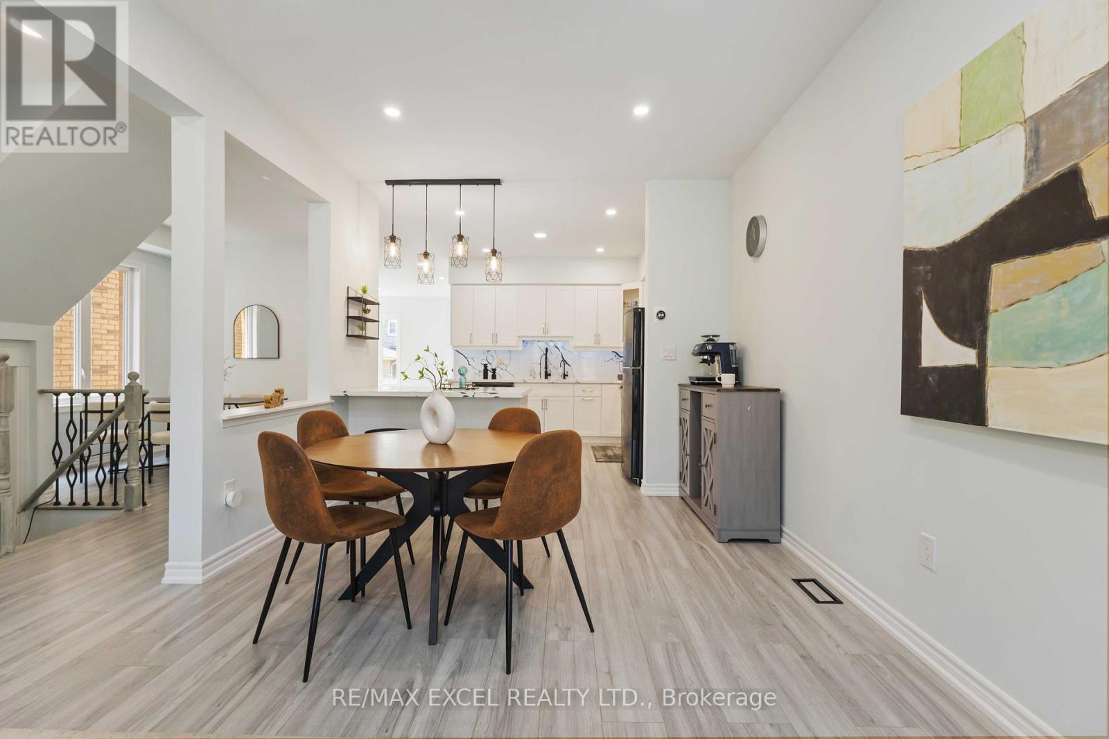 












23 PINECLIFF AVENUE

,
Markham (Cornell),




Ontario
L6B0K3

